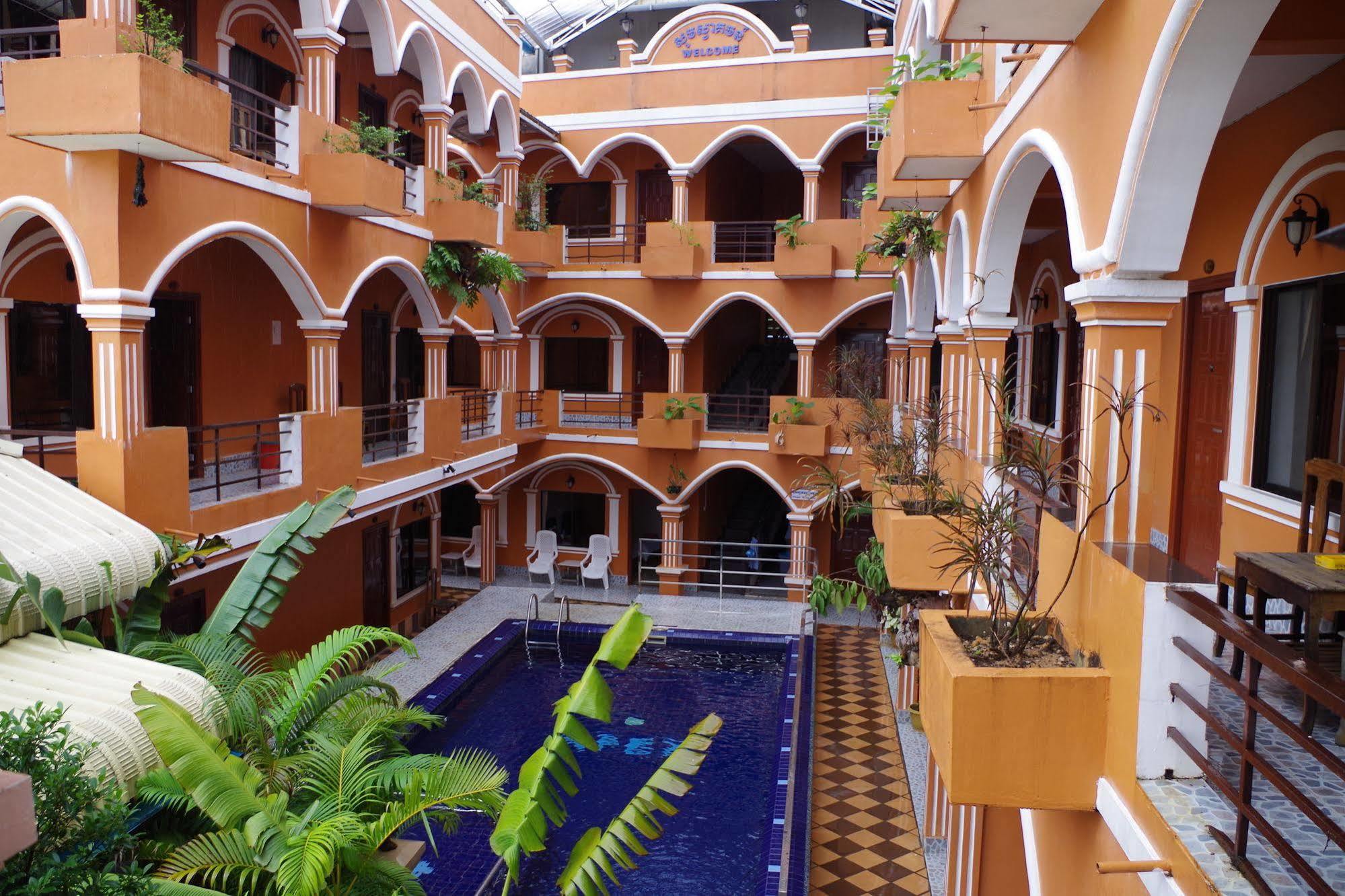 Apex Koh Kong Hotel Exterior foto